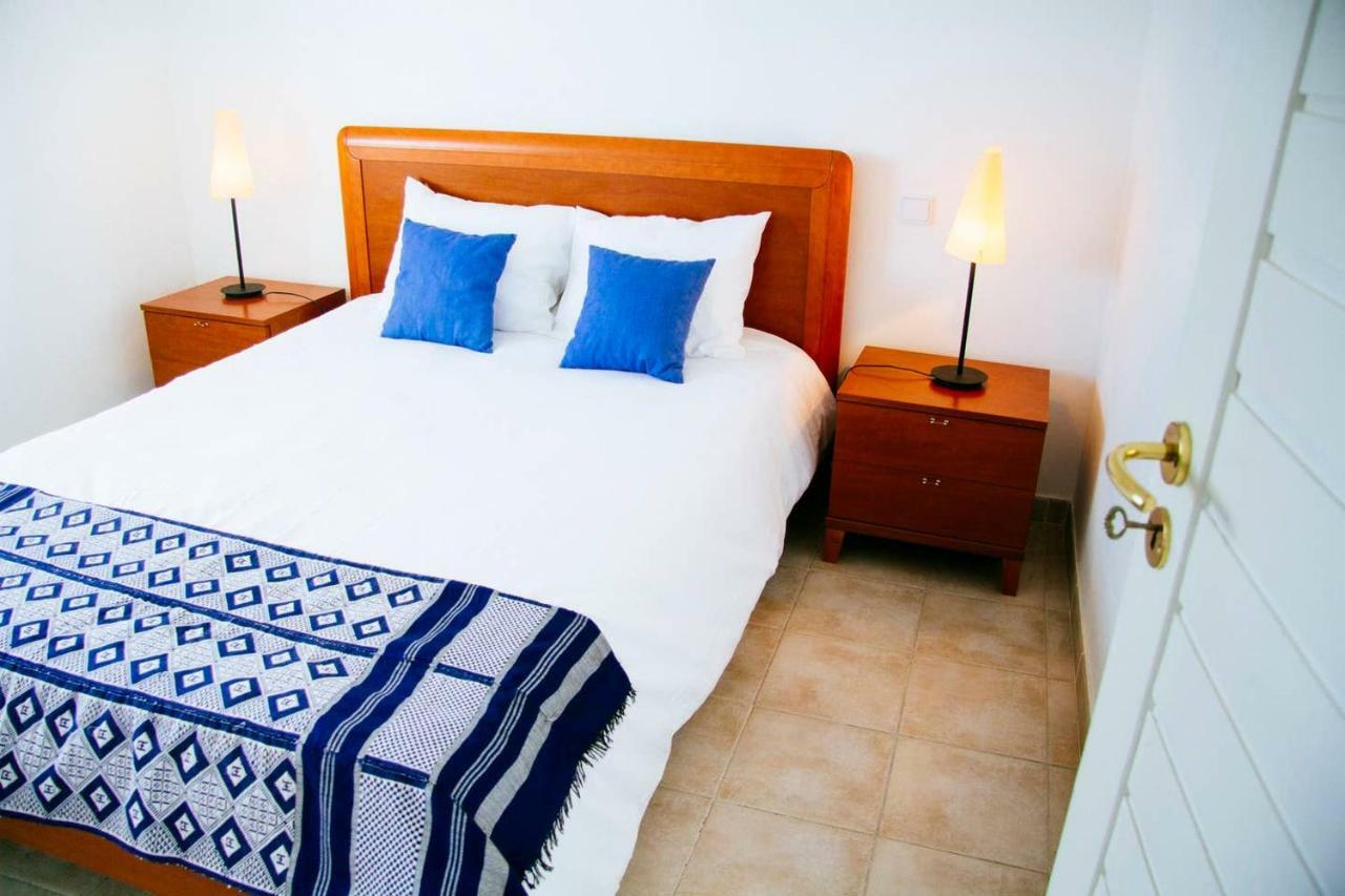 Panoramic Beach View Apartment กอสตา ดา กาปาริกา ภายนอก รูปภาพ